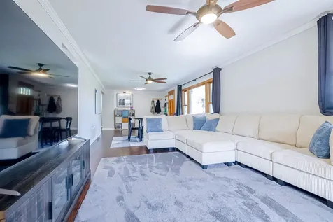 1 Bretton Drive Merrimack NH 03054