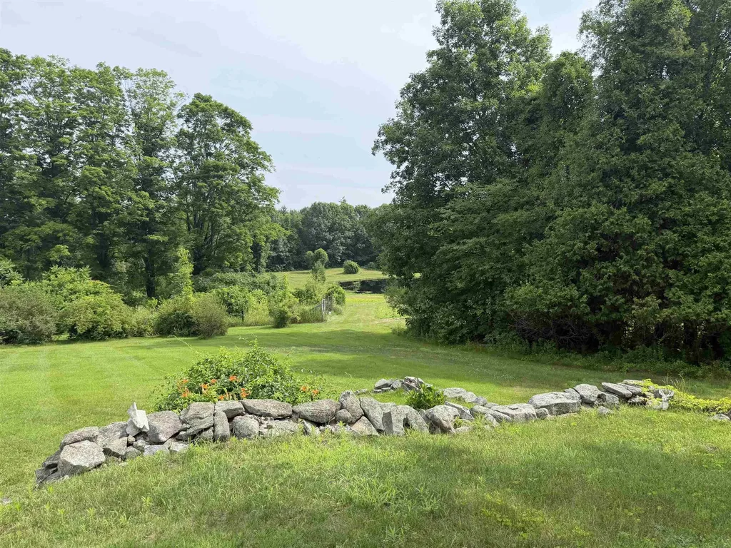 128 North Road Sandown NH 03873