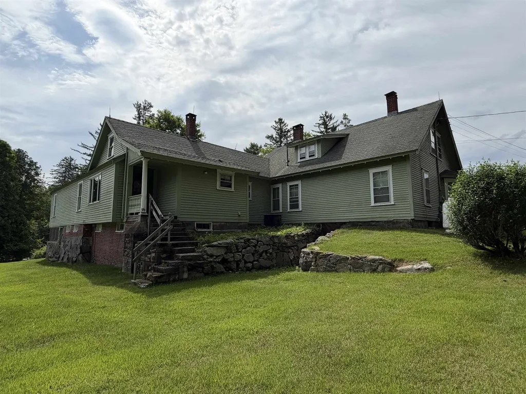 128 North Road Sandown NH 03873