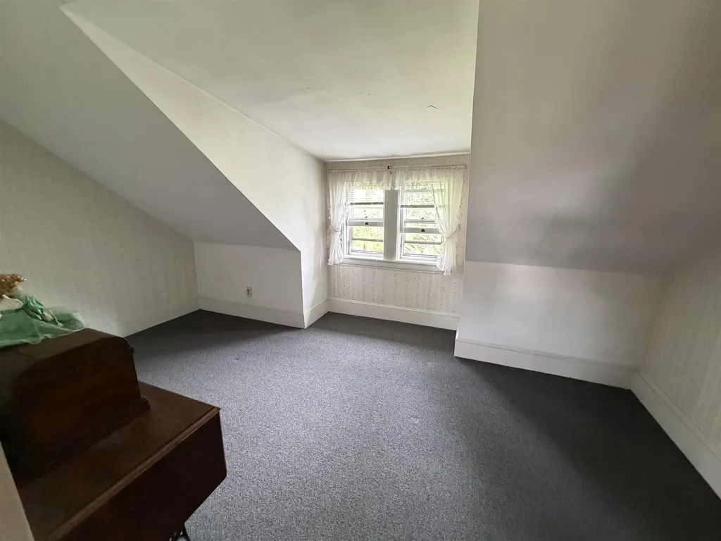 128 North Road Sandown NH 03873