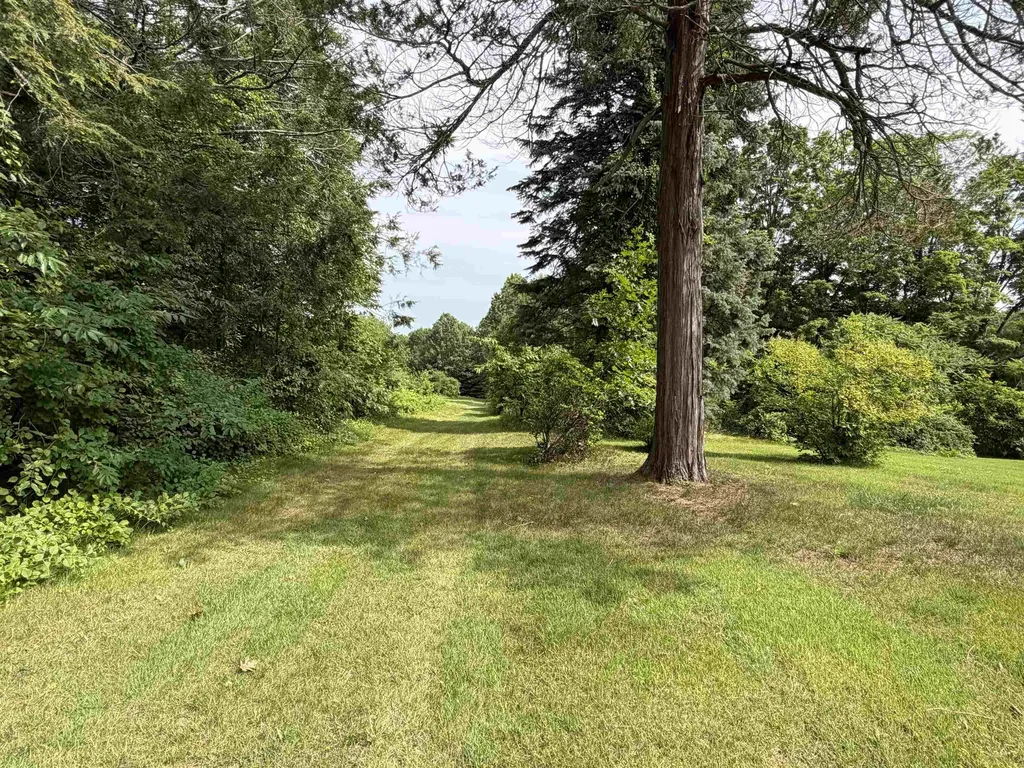 128 North Road Sandown NH 03873