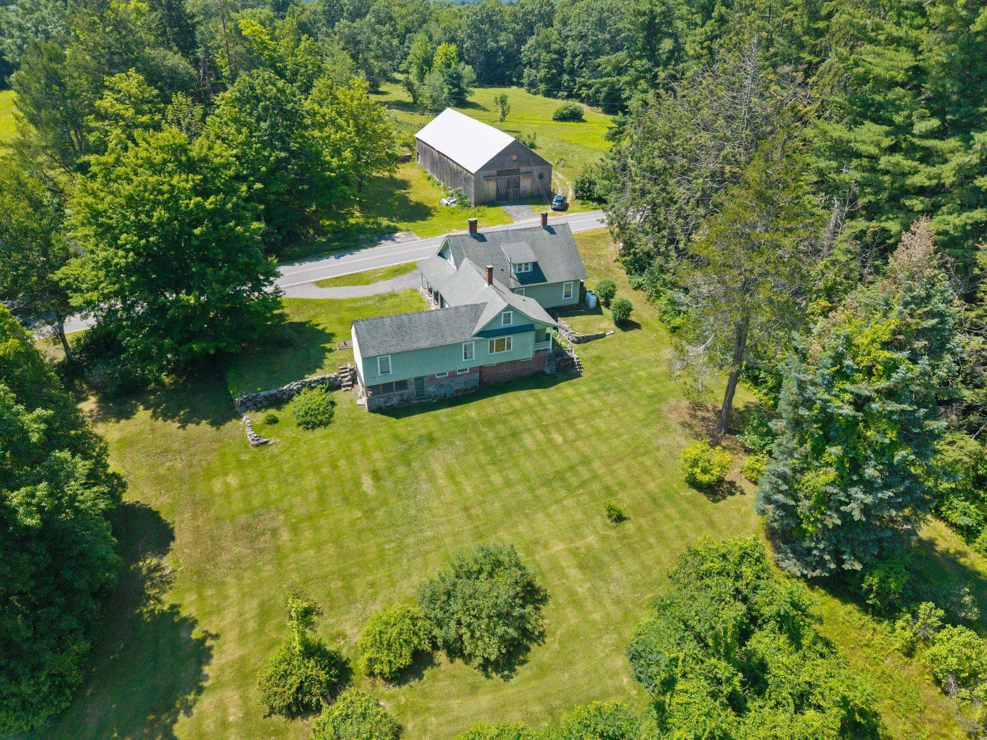 128 North Road Sandown NH 03873