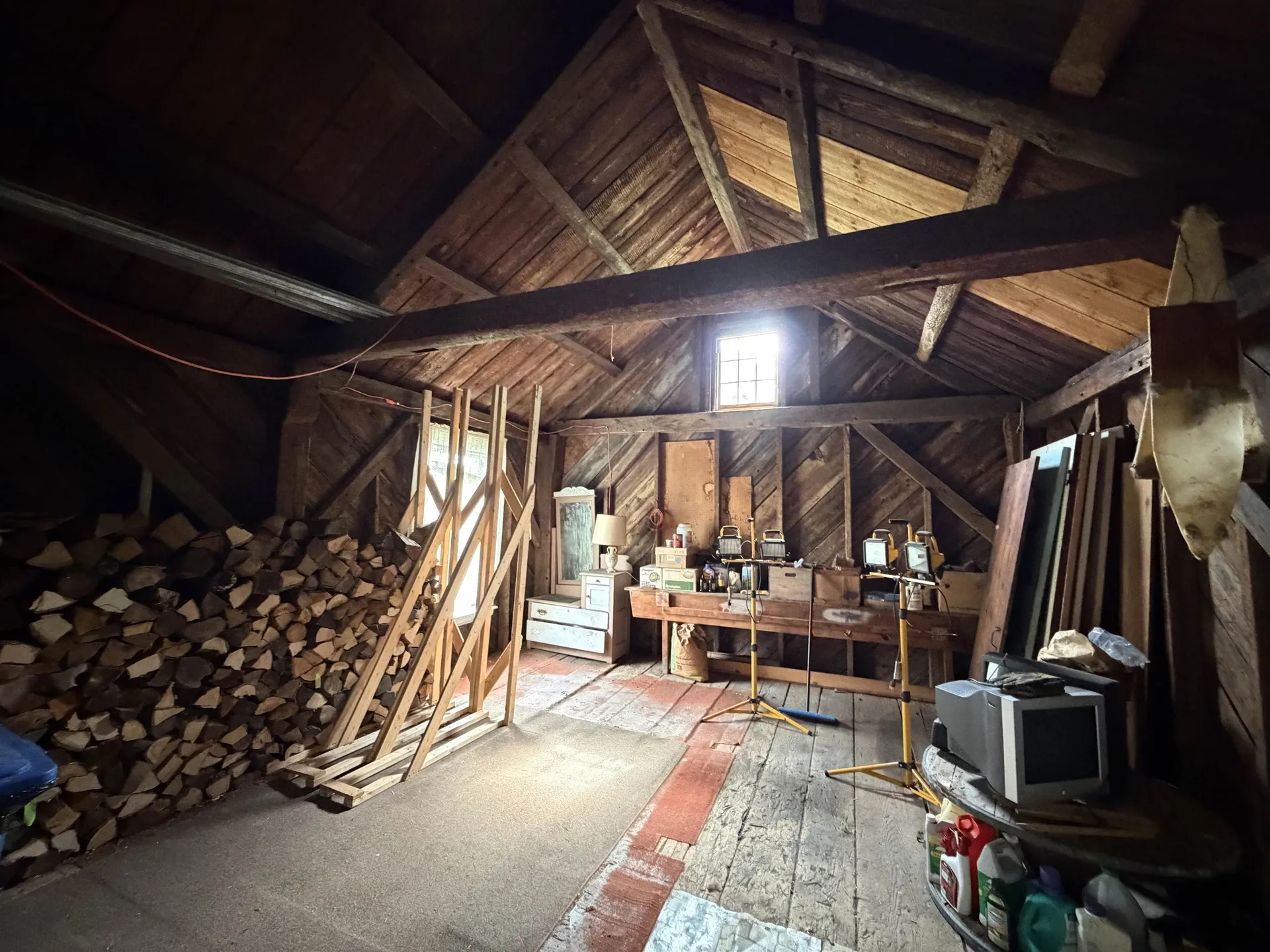 128 North Road Sandown NH 03873