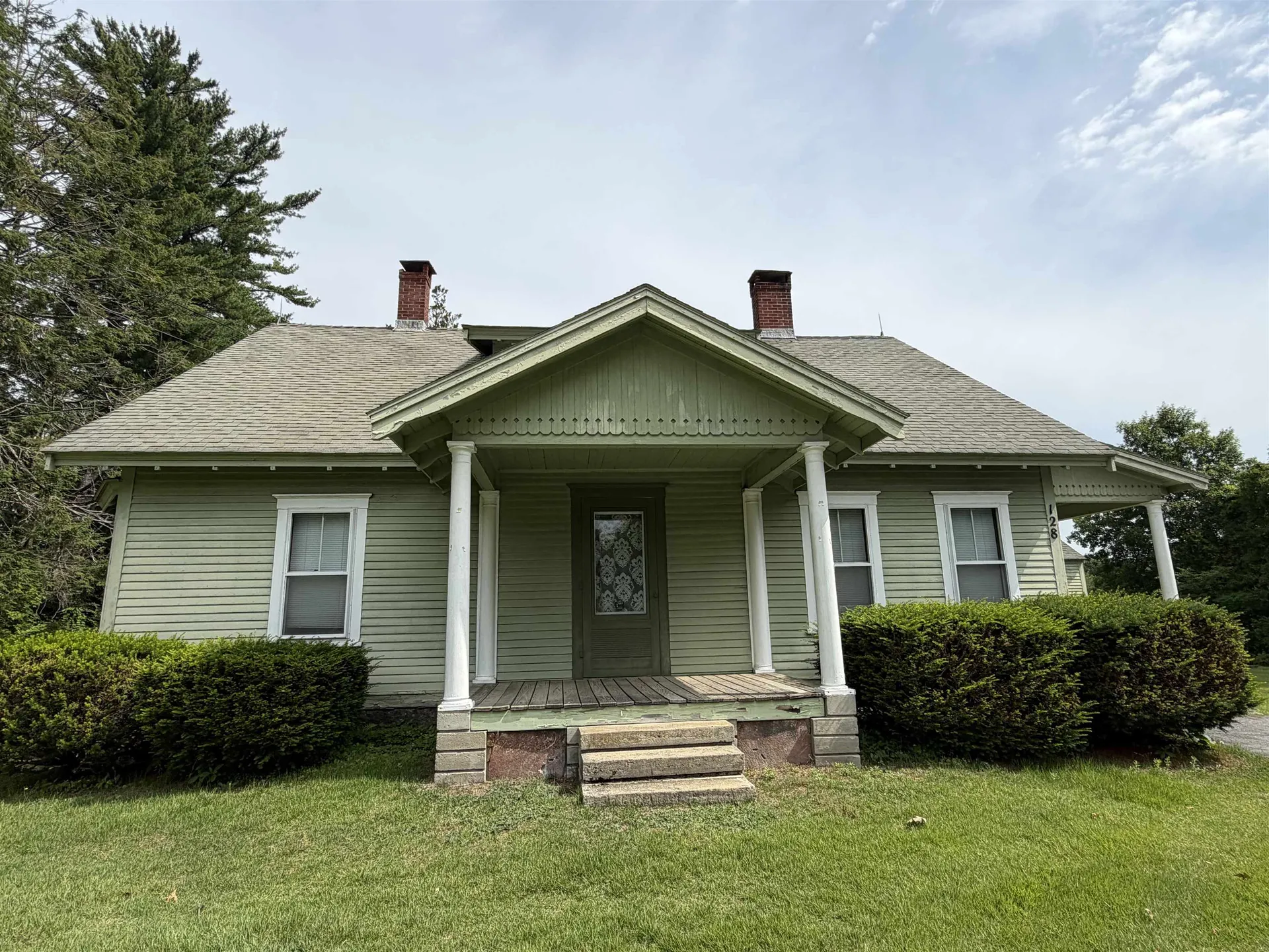 128 North Road Sandown NH 03873