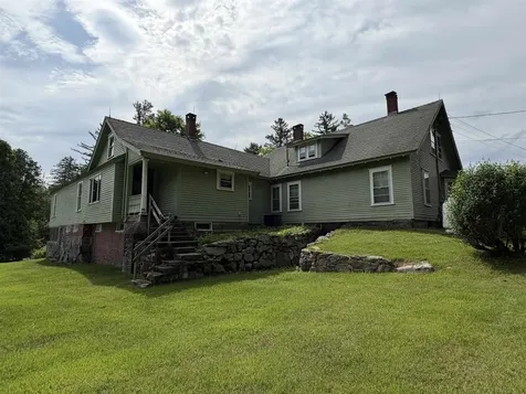 128 North Road Sandown NH 03873