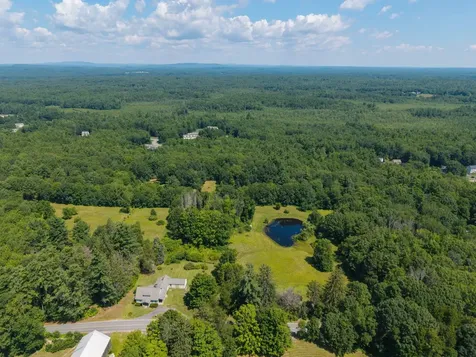 128 North Road Sandown NH 03873