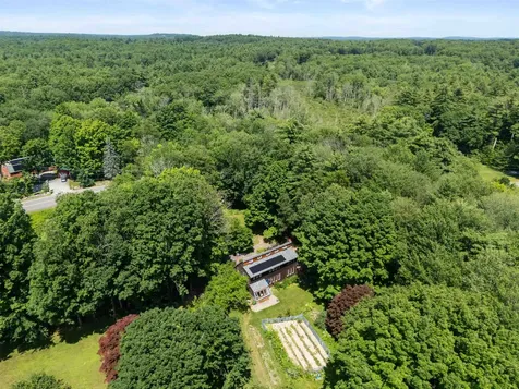 74 Hunt Road Danville NH 03819