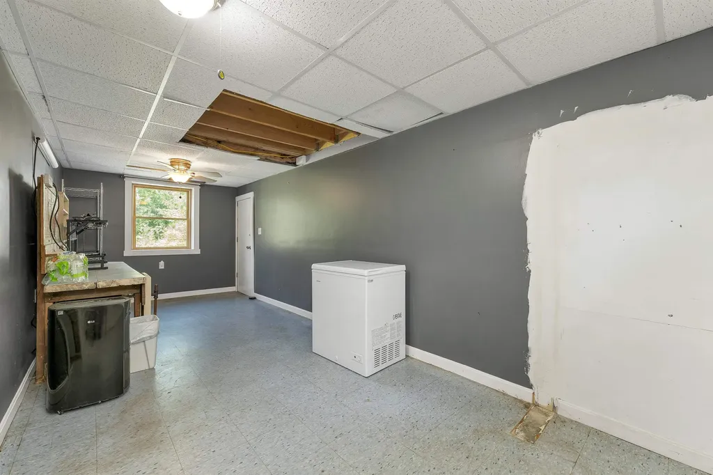 519 North Main Street Wolfeboro NH 03894