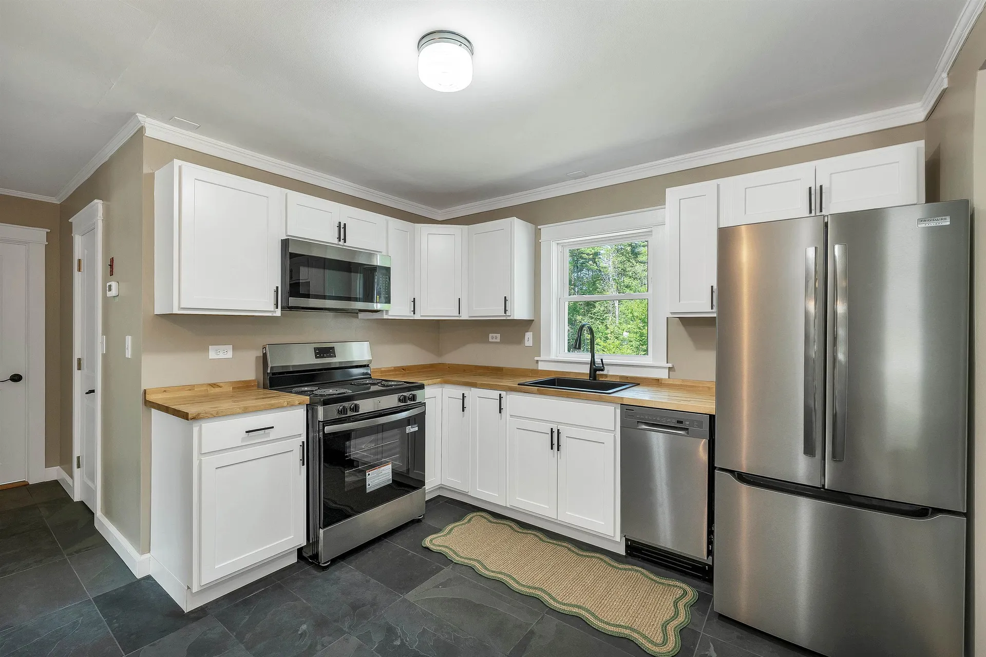 519 North Main Street Wolfeboro NH 03894