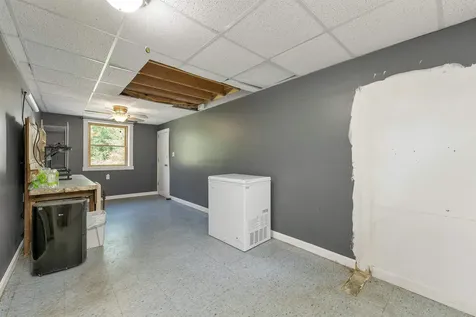519 North Main Street Wolfeboro NH 03894