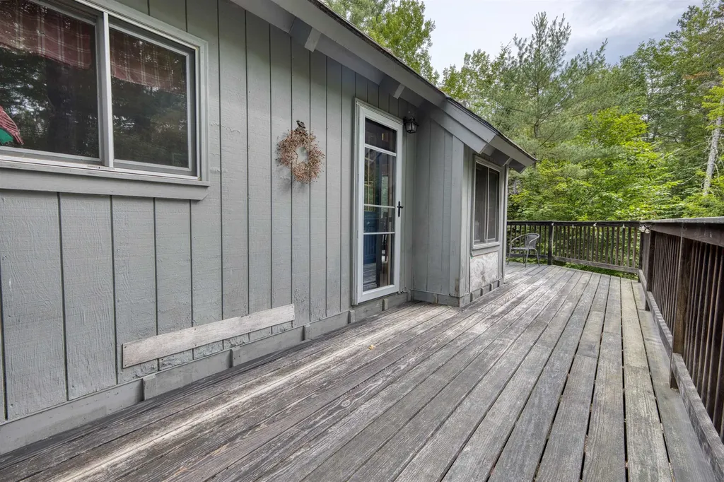 49 Independence Drive Freedom NH 03836