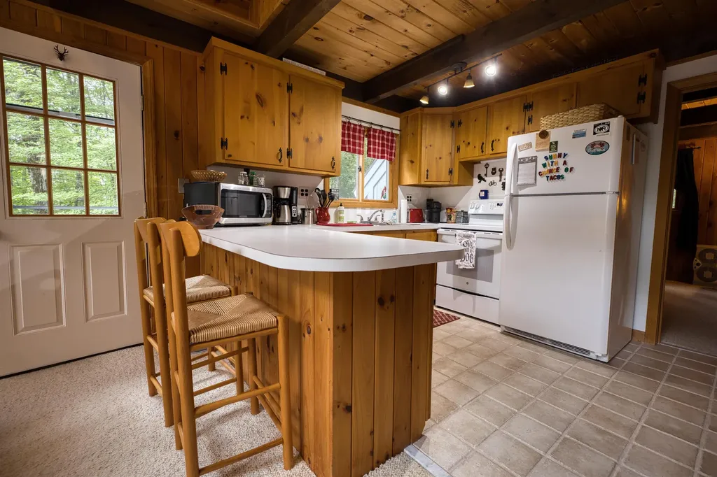 49 Independence Drive Freedom NH 03836