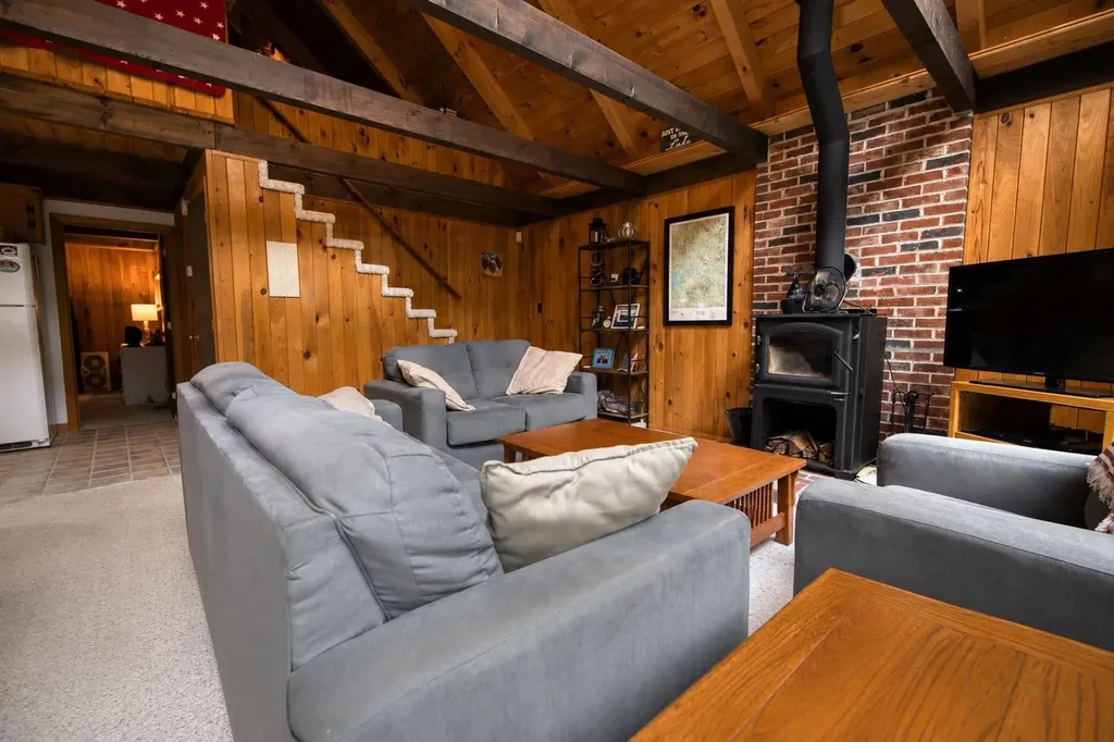 49 Independence Drive Freedom NH 03836