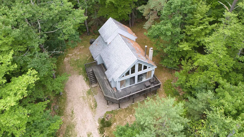 49 Independence Drive Freedom NH 03836