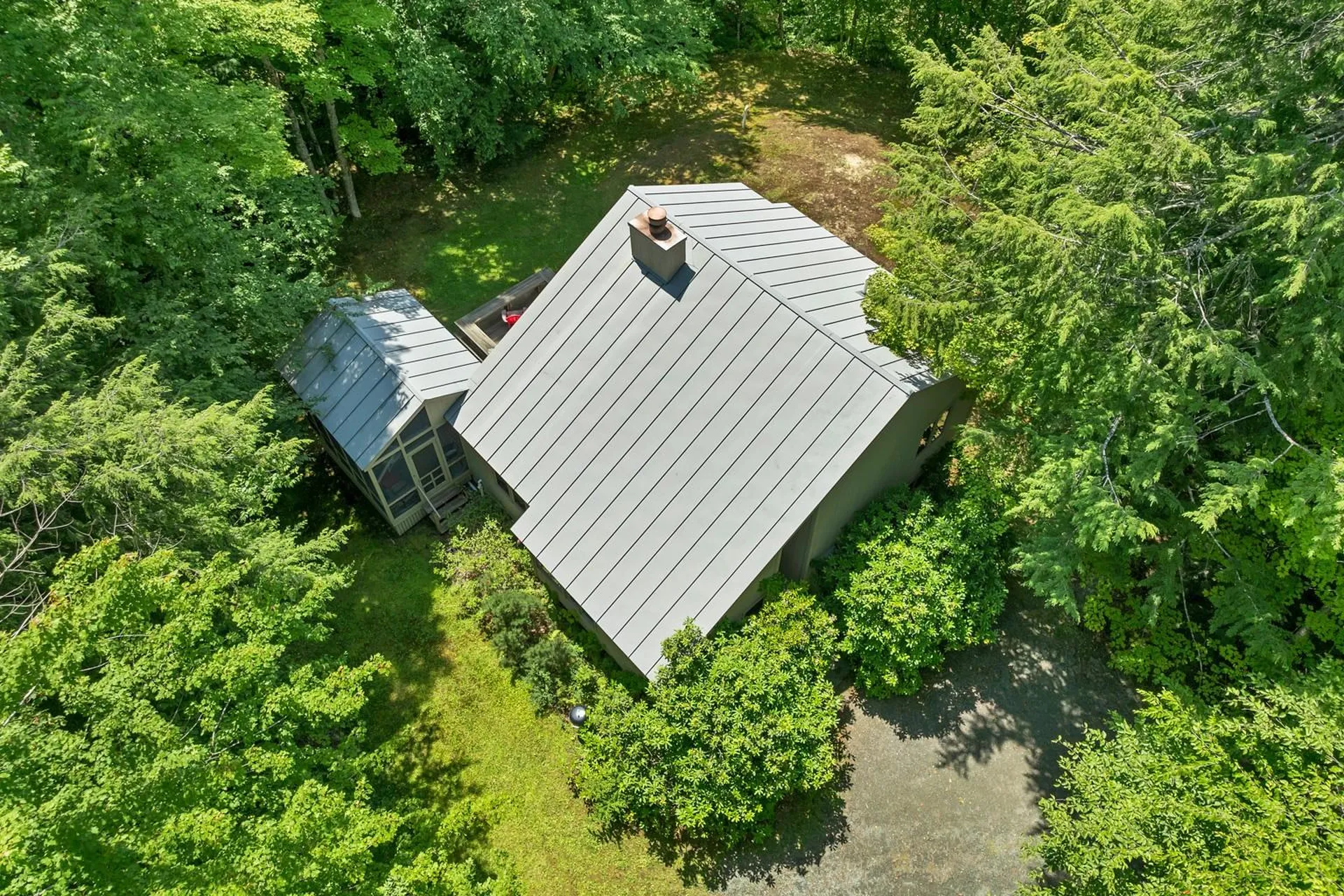 1383 King Hill Road New London NH 03257