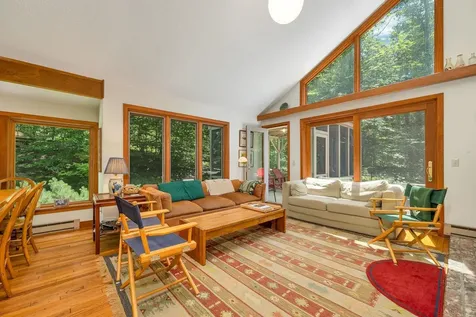 1383 King Hill Road New London NH 03257