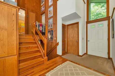 1383 King Hill Road New London NH 03257