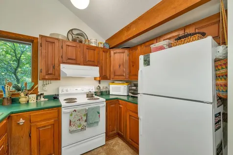 1383 King Hill Road New London NH 03257
