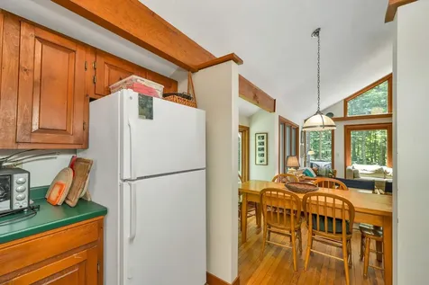 1383 King Hill Road New London NH 03257