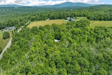 1383 King Hill Road New London NH 03257