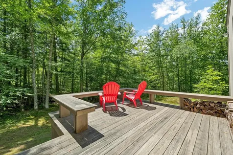 1383 King Hill Road New London NH 03257