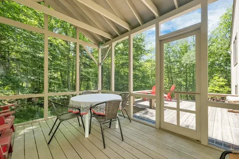 1383 King Hill Road New London NH 03257