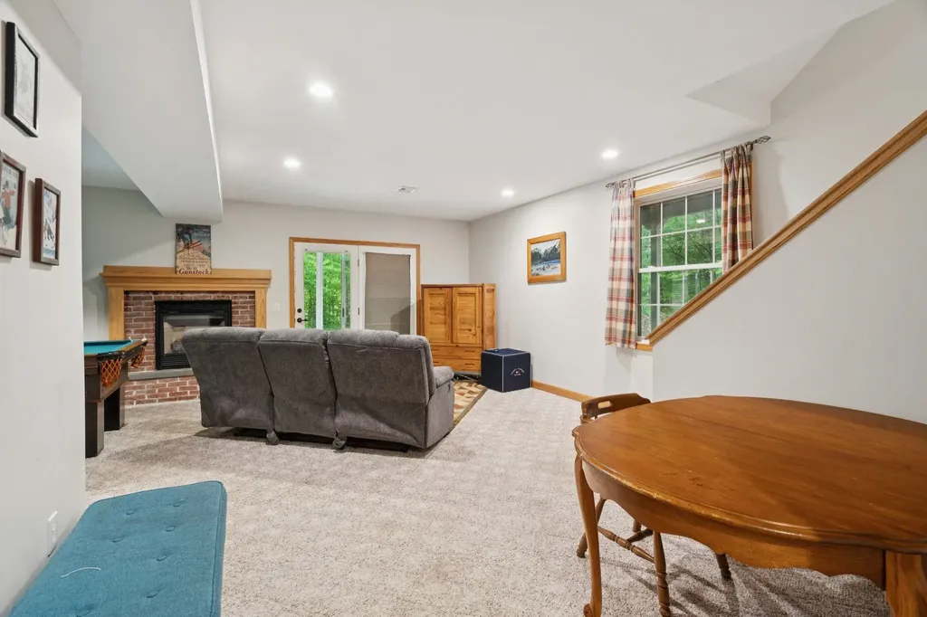 354 Cherry Valley Road Gilford NH 03249