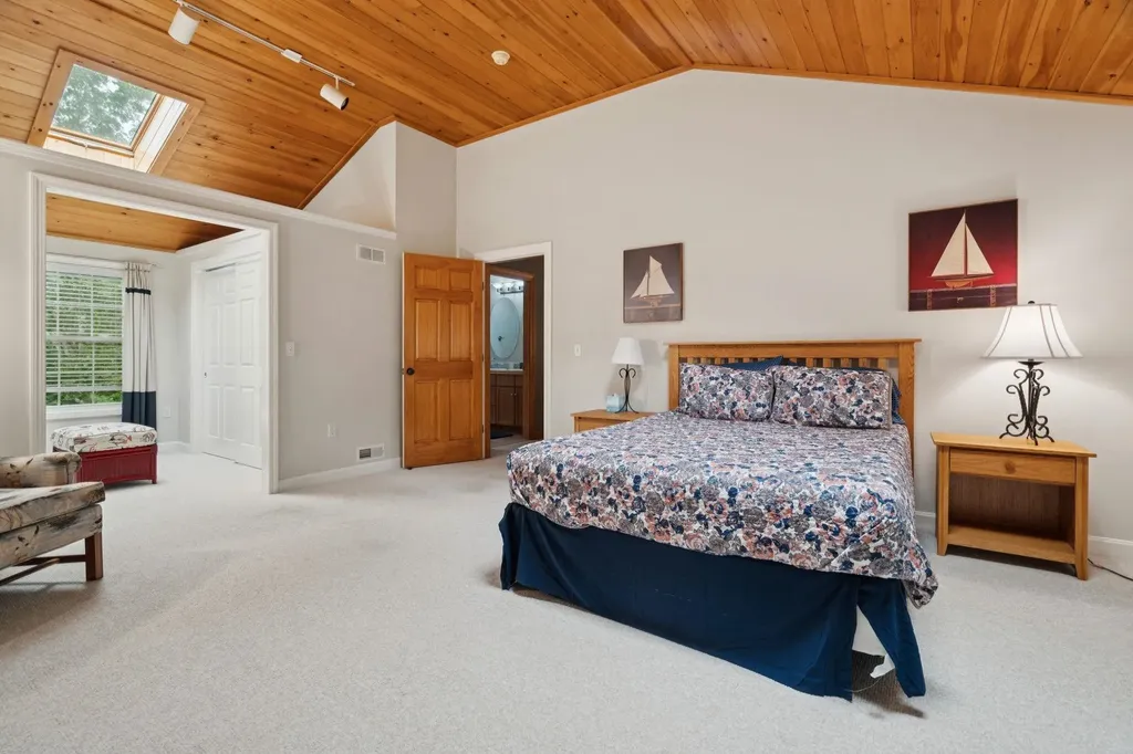 354 Cherry Valley Road Gilford NH 03249