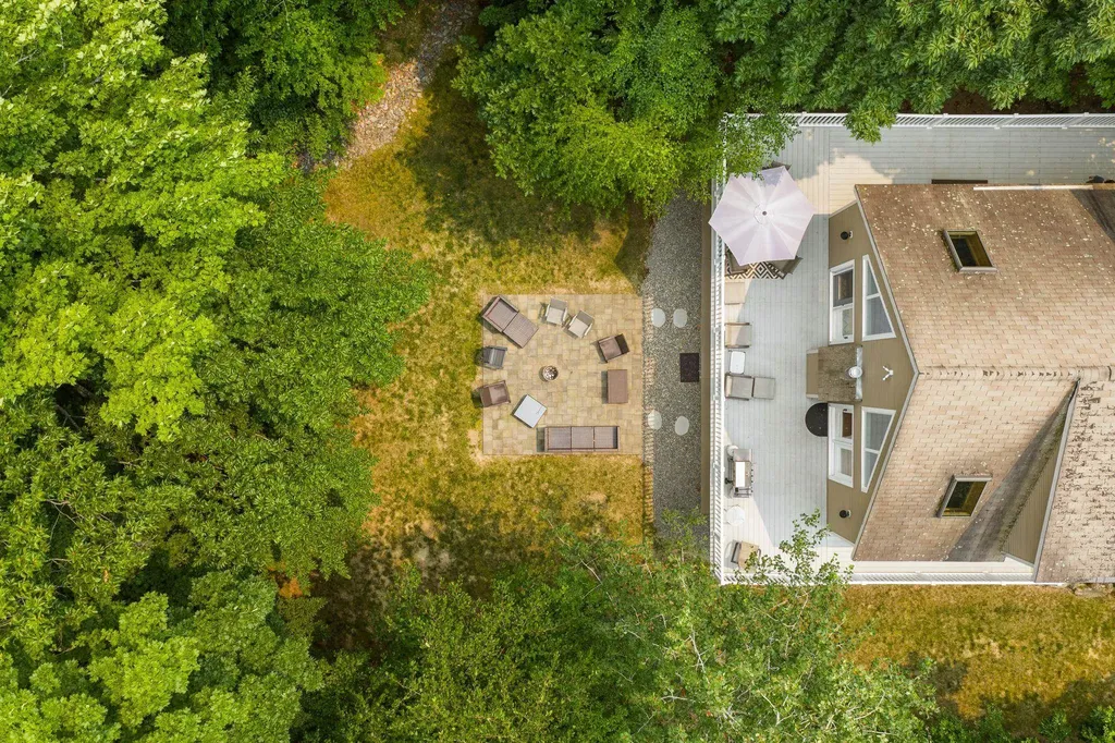 354 Cherry Valley Road Gilford NH 03249