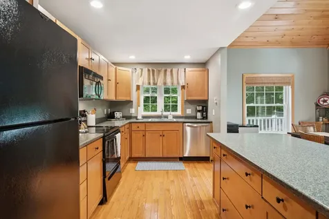 354 Cherry Valley Road Gilford NH 03249