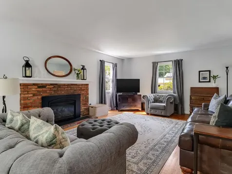 39 Laurel Hill Drive South Burlington VT 05403