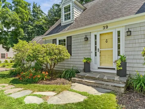 39 Laurel Hill Drive South Burlington VT 05403