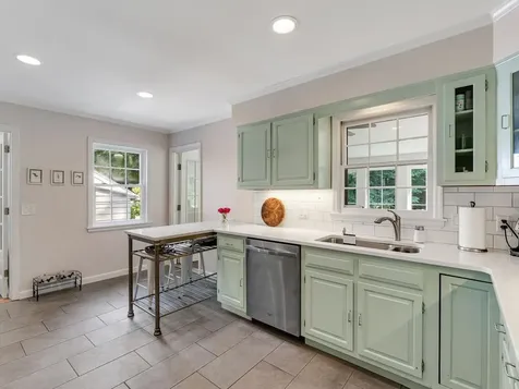 39 Laurel Hill Drive South Burlington VT 05403
