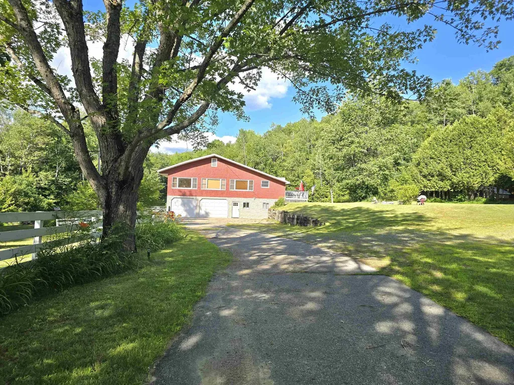 66 Covell Heights Northumberland NH 03582