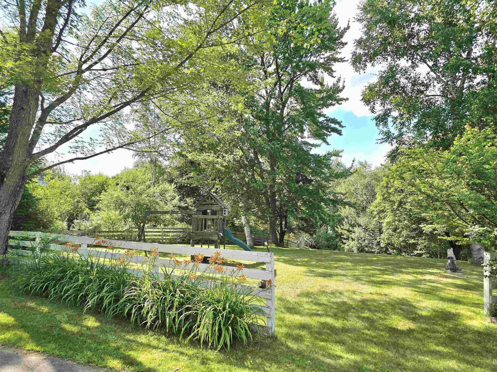 66 Covell Heights Northumberland NH 03582