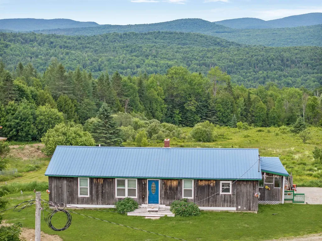 2692 Newark Street Newark VT 05871