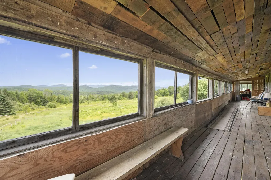 2692 Newark Street Newark VT 05871