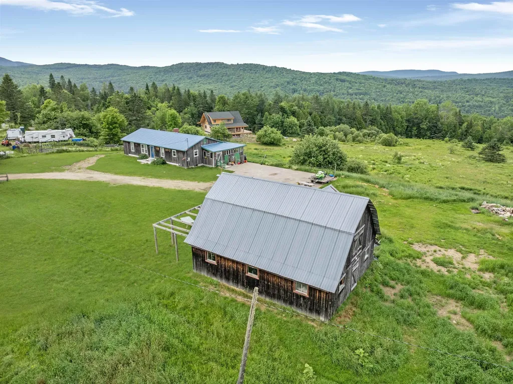 2692 Newark Street Newark VT 05871