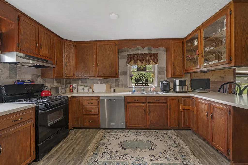 2692 Newark Street Newark VT 05871