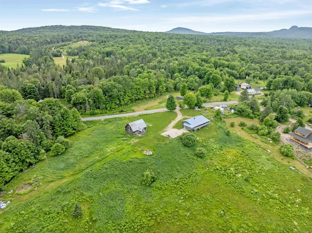 2692 Newark Street Newark VT 05871