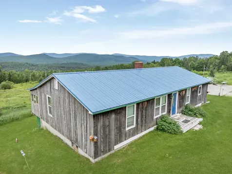 2692 Newark Street Newark VT 05871