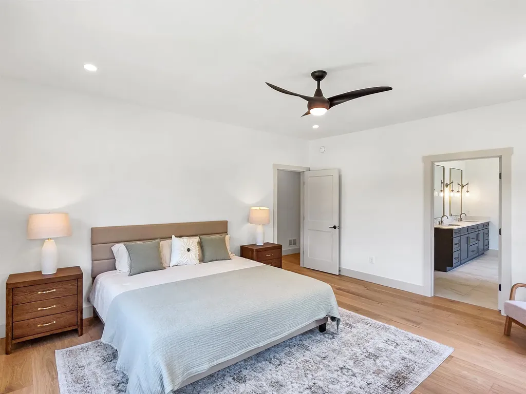 23 Charlotte Way Colchester VT 05446