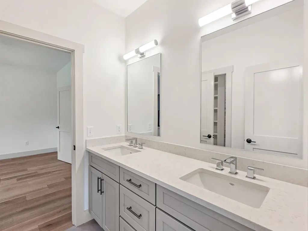 23 Charlotte Way Colchester VT 05446