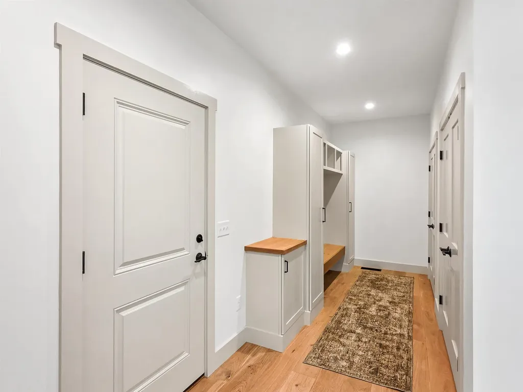 23 Charlotte Way Colchester VT 05446