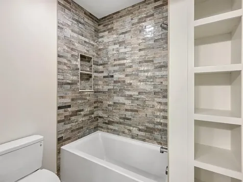23 Charlotte Way Colchester VT 05446
