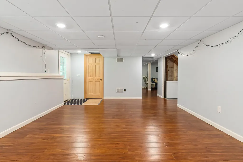 21 Hummingbird Hill Grantham NH 03753