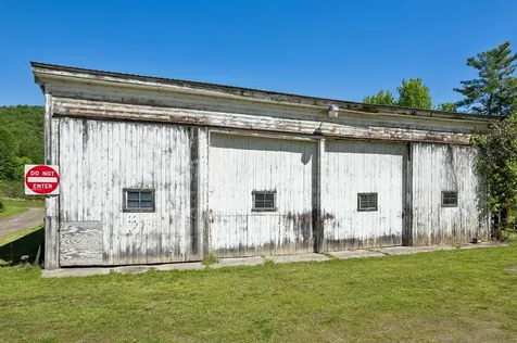 3051 Vt Route 107 Stockbridge VT 05772