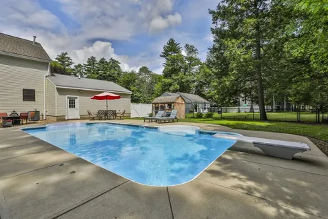 70 Wellesley Drive Milford NH 03055