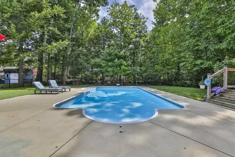 70 Wellesley Drive Milford NH 03055