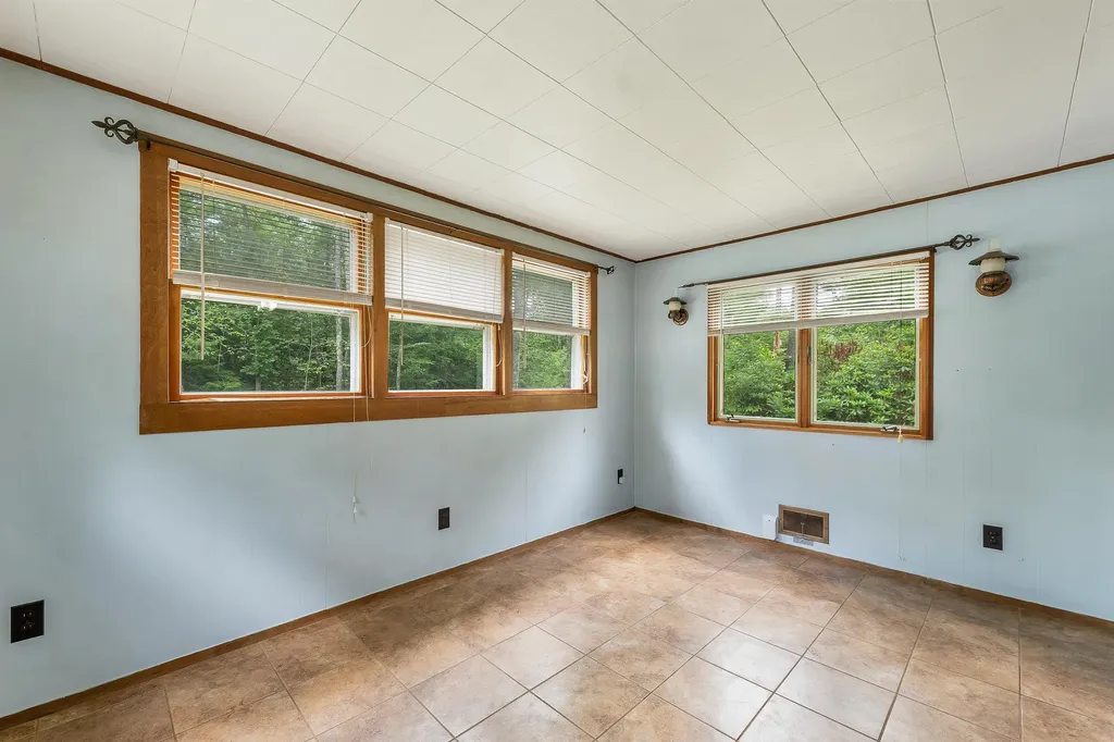 201 Teneriffe Road Milton NH 03851
